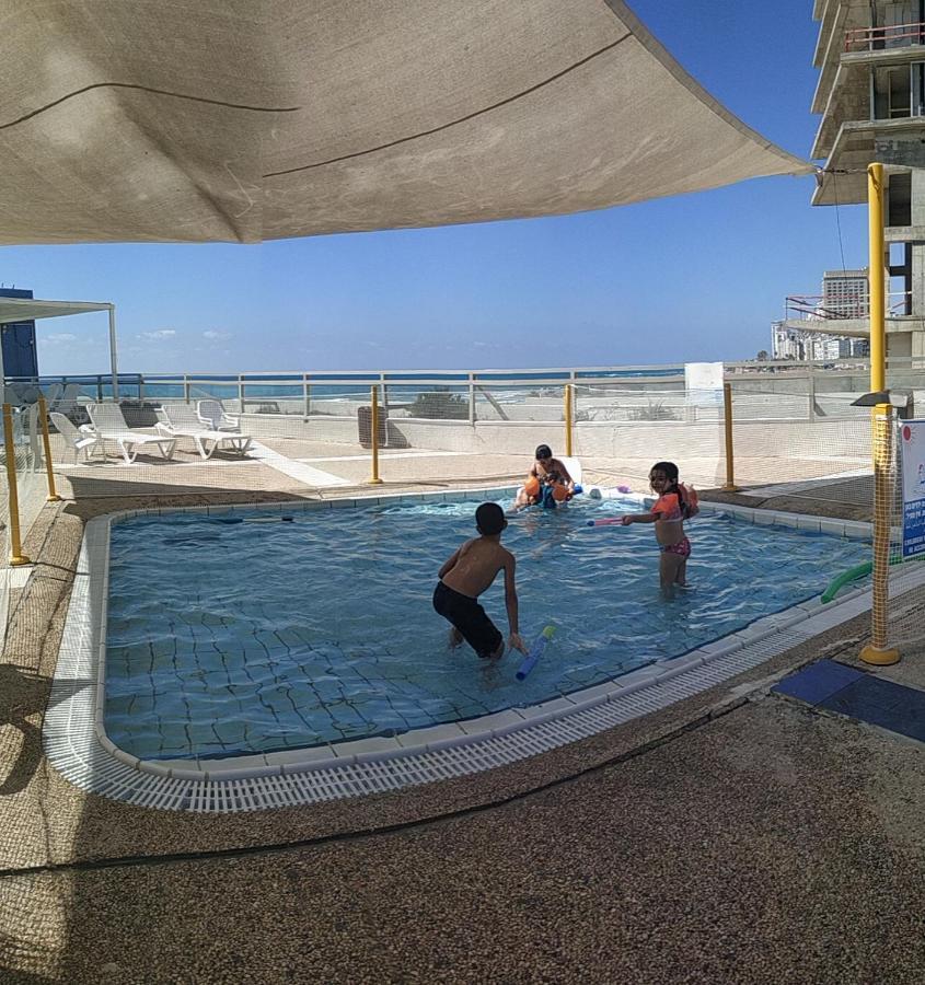 מלון דירות על הים בת ים 39 Εξωτερικό φωτογραφία